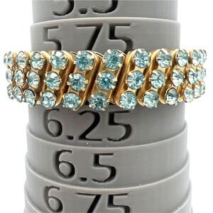 Vintage Expandable Bracelet Sky Blue Rhinestones Prong Set Metal Hinged Gold Ton